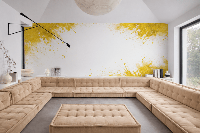 Golden Radiance Splash