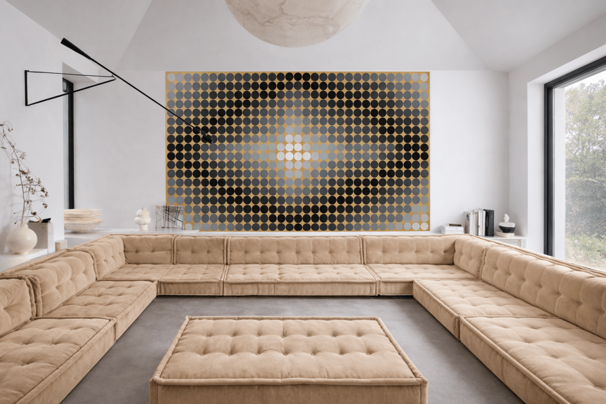 Luminous Orbital Field